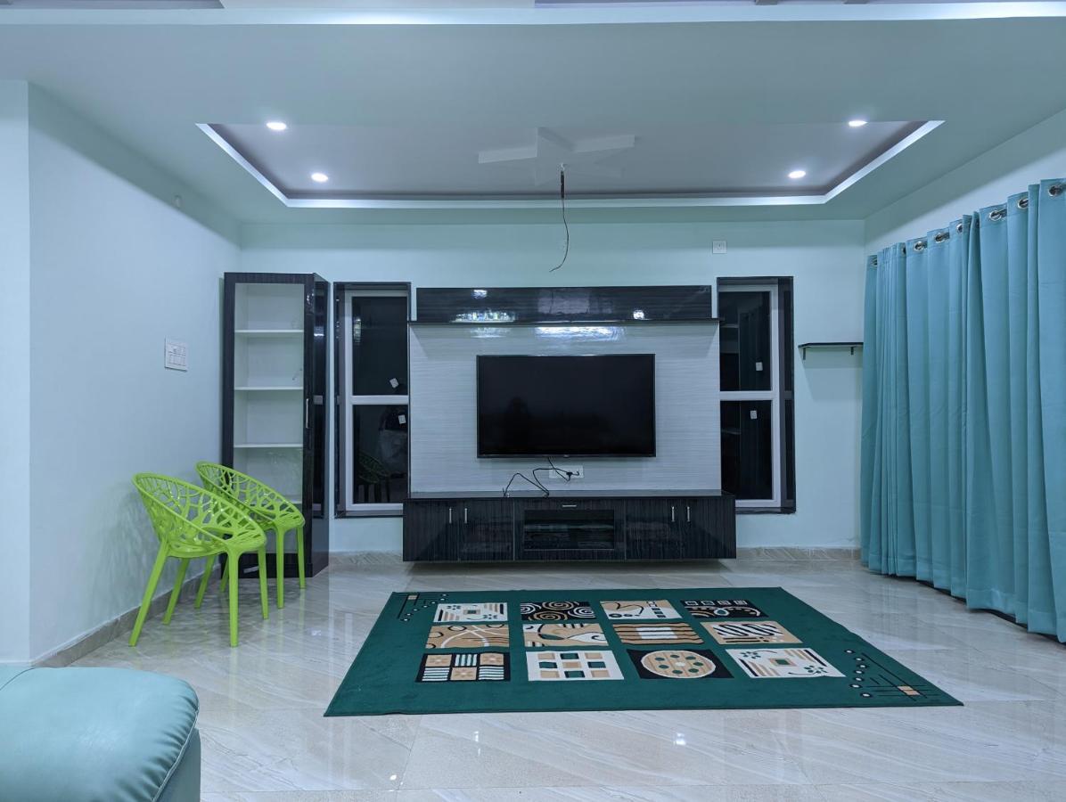 Ramya Grand Apartment Visakhapatnam Exterior photo