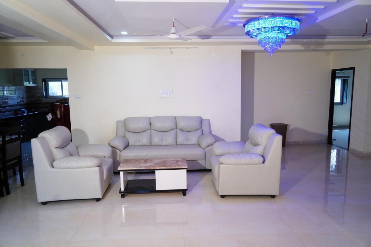 Ramya Grand Apartment Visakhapatnam Exterior photo
